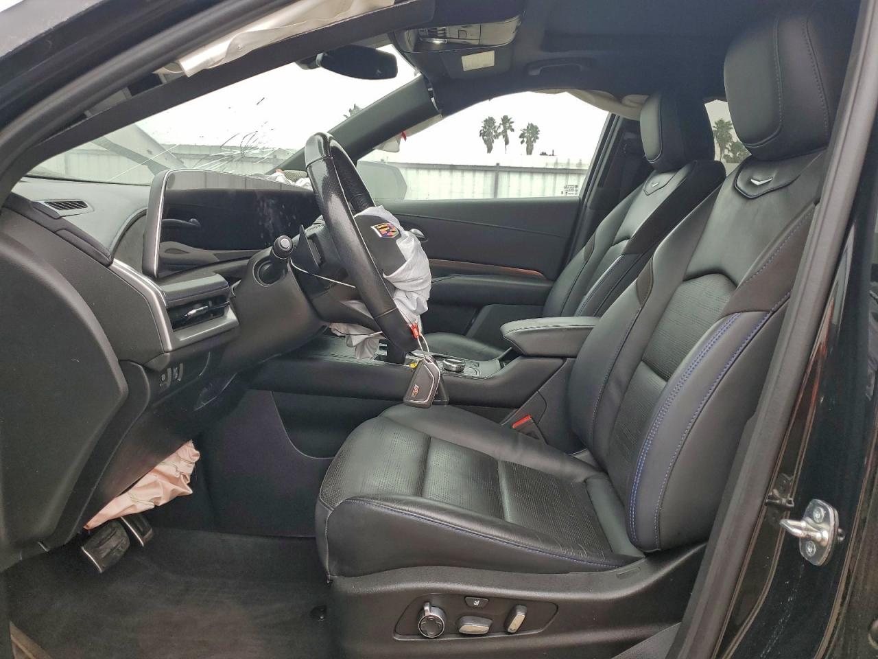 2024 Cadillac Xt4 Sport VIN: 1GYFZER45RF167784 Lot: 92892385