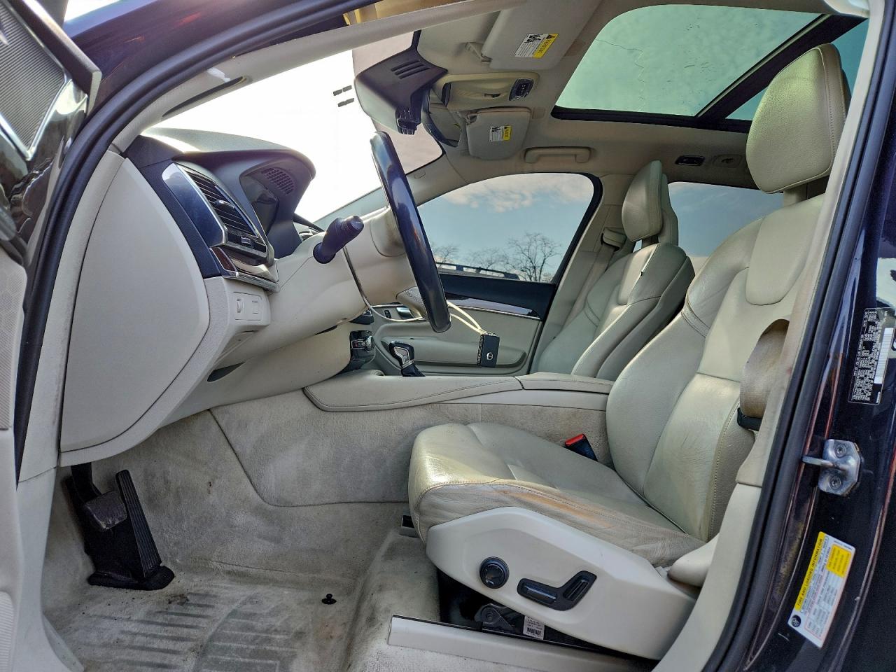 2016 Volvo Xc90 T6 VIN: YV4A22PK6G1016044 Lot: 95215585