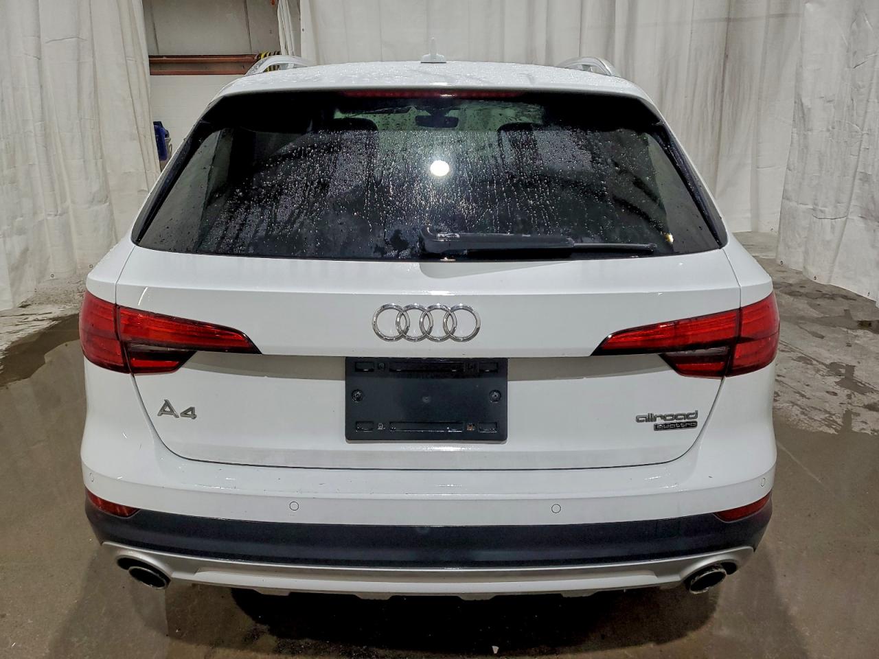2017 Audi A4 Allroad Premium Plus VIN: WA18NAF43HA180188 Lot: 95921855