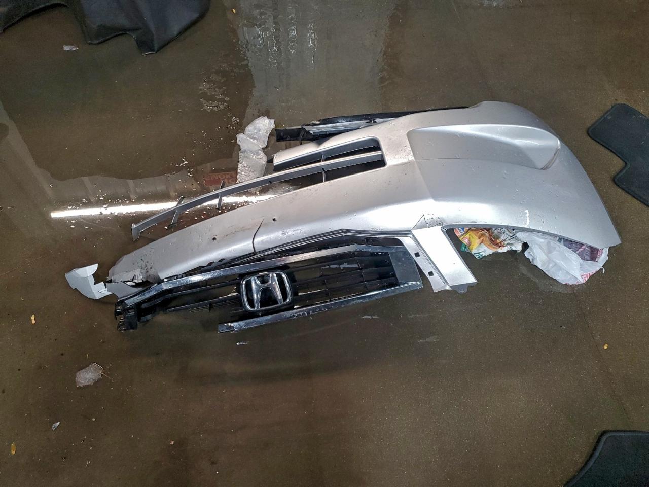 2010 Honda Accord Exl VIN: 1HGCP2F83AA086340 Lot: 95143725