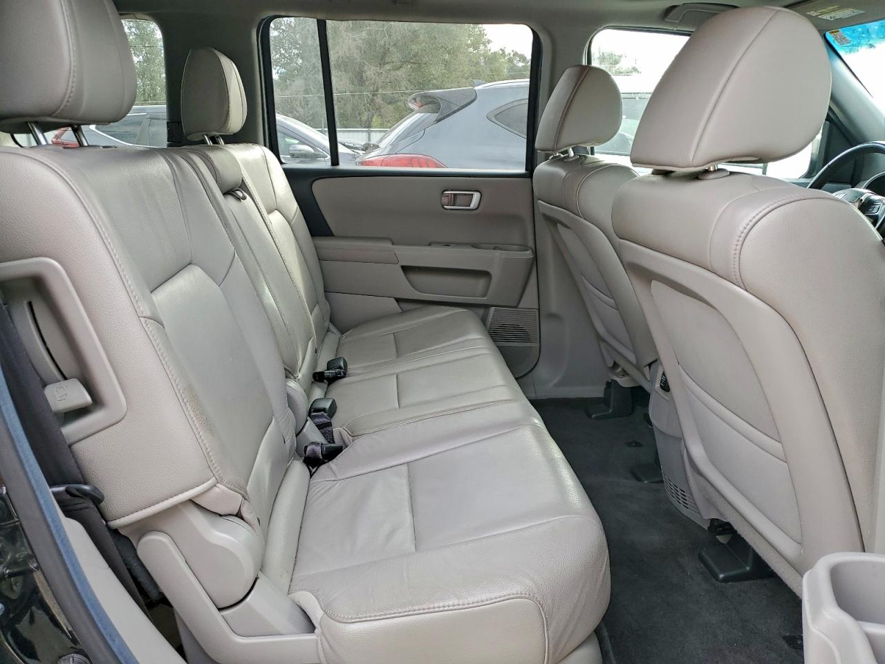 2012 Honda Pilot Exln VIN: 5FNYF4H7XCB017744 Lot: 93990825