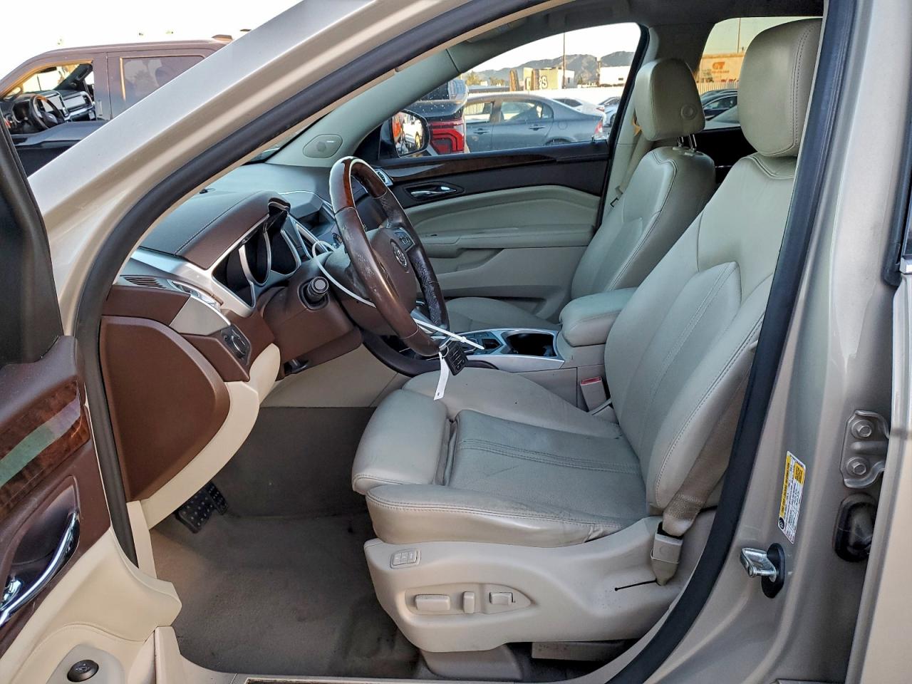 2010 Cadillac Srx Luxury Collection VIN: 3GYFNAEY2AS643857 Lot: 95995685