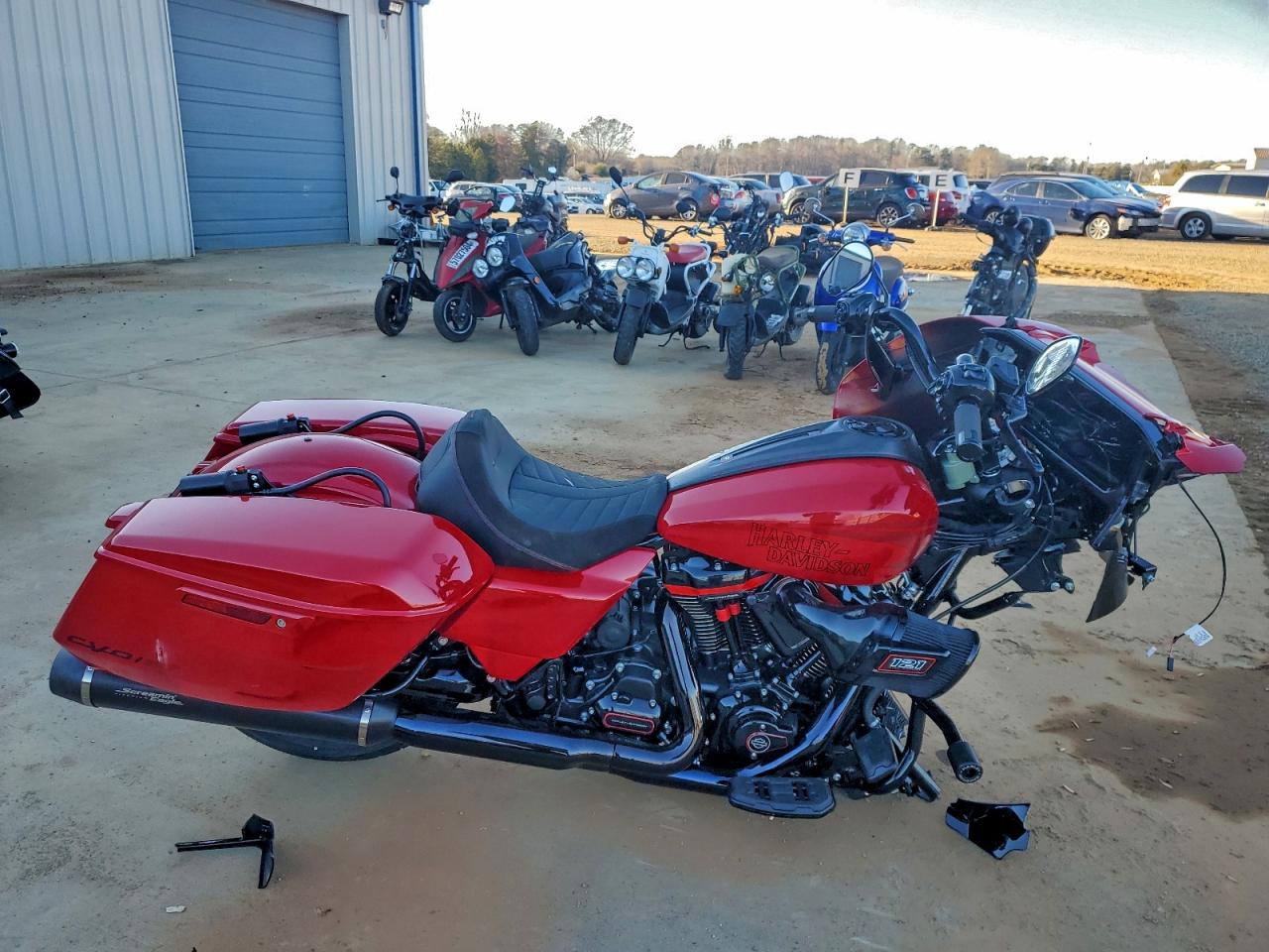 2025 Harley-Davidson Fltrxstse