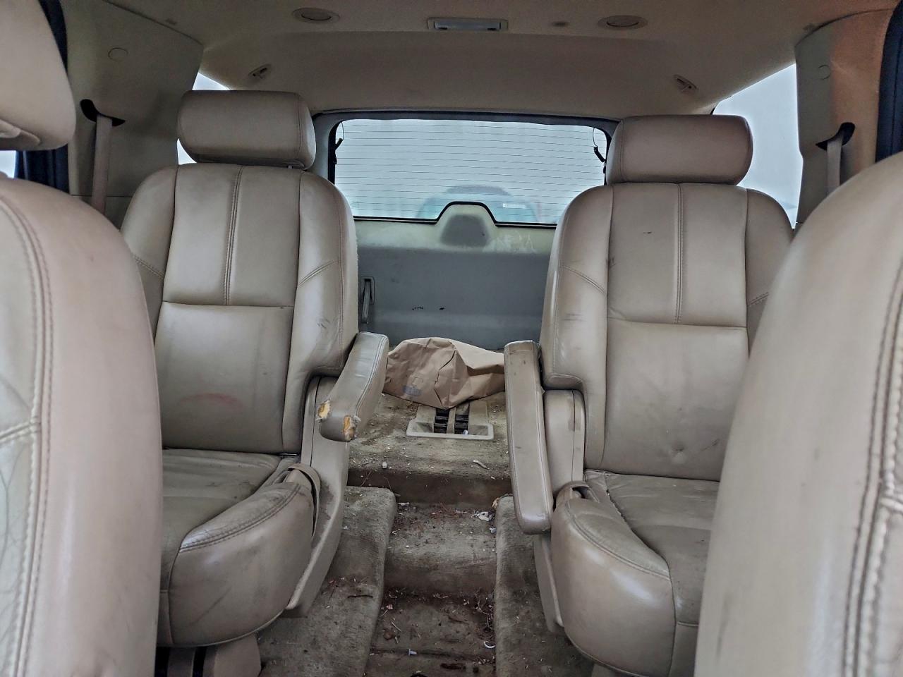 2007 GMC Yukon Denali VIN: 1GKFK63867J301700 Lot: 97120365