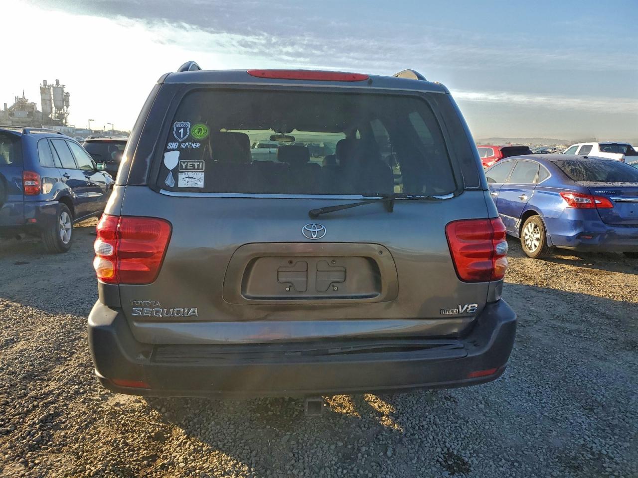 2004 Toyota Sequoia Sr5 VIN: 5TDZT34A74S230995 Lot: 91835425