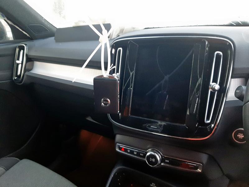 2023 VOLVO XC40 2.0 B3P PLUS DARK 5DR AUTO