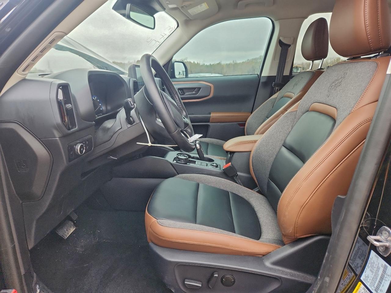 2024 Ford Bronco Sport Outer Banks VIN: 3FMCR9C66RRF70147 Lot: 93227675