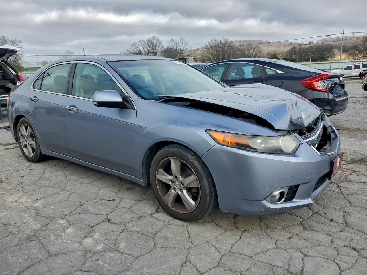 Фото: JH4CU2F6XBC003707