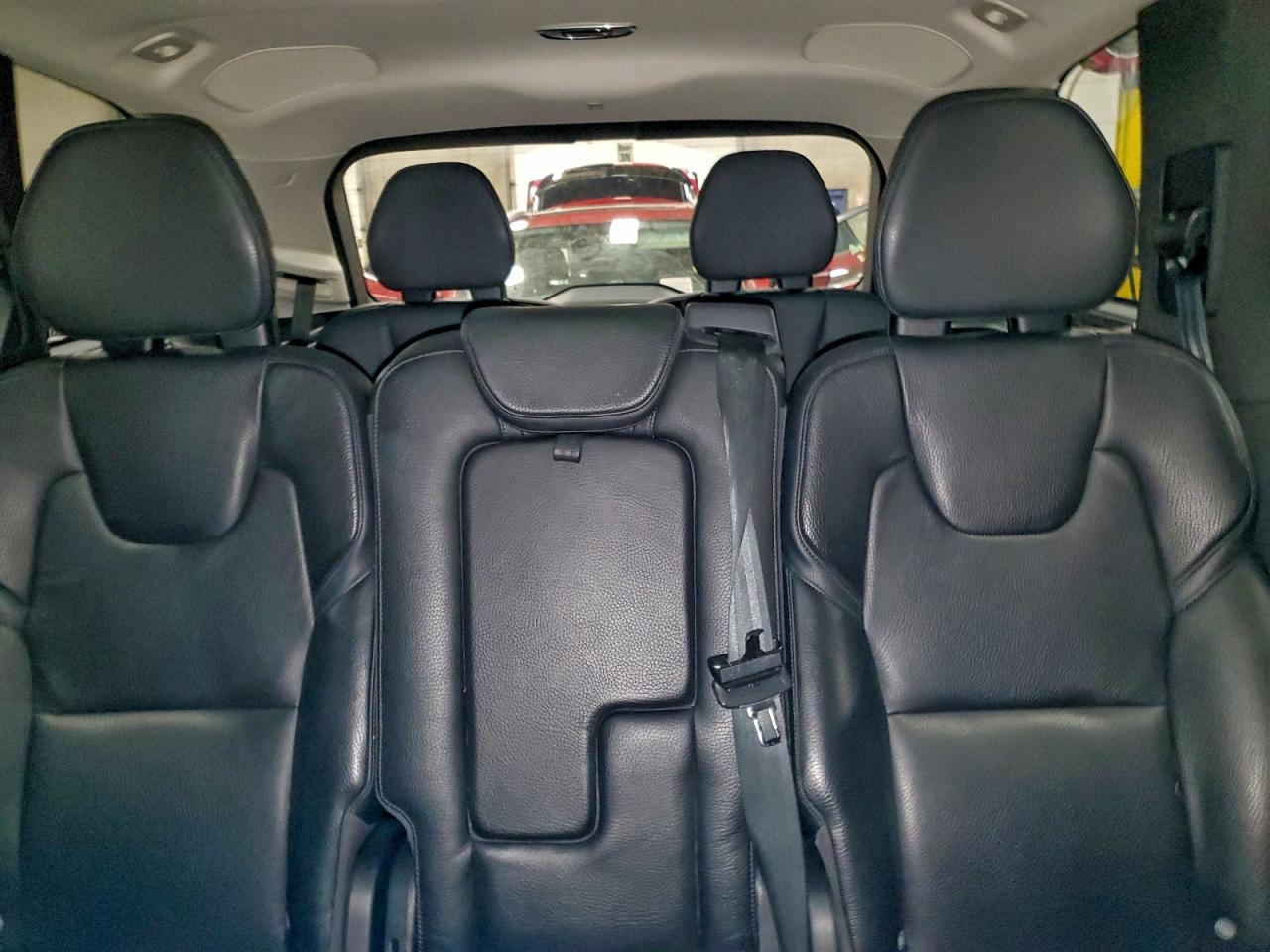 2016 Volvo Xc90 T6 VIN: YV4A22PKXG1023613 Lot: 96206875