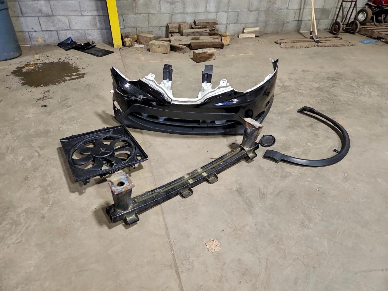 2019 Nissan Rogue Sport S VIN: JN1BJ1CRXKW322301 Lot: 93872445