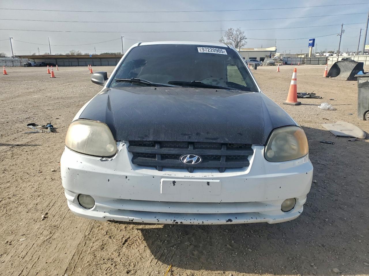 2004 Hyundai Accent Gl VIN: KMHCG35C04U285872 Lot: 97220905