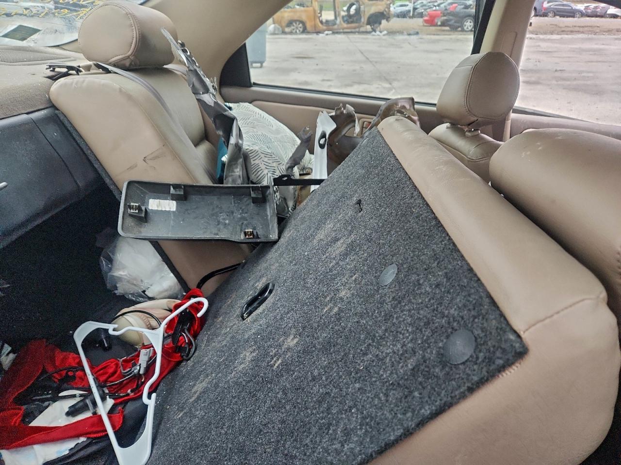 1999 Toyota Camry Le VIN: JT2BF22K9X0208964 Lot: 95776405