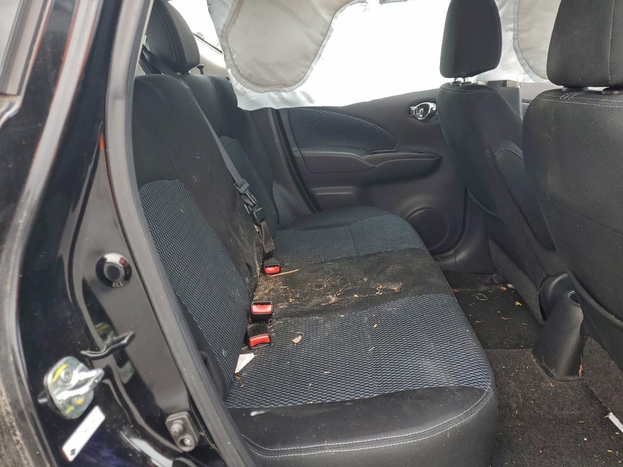 2015 Nissan Versa Note S VIN: 3N1CE2CP0FL365876 Lot: 95758275