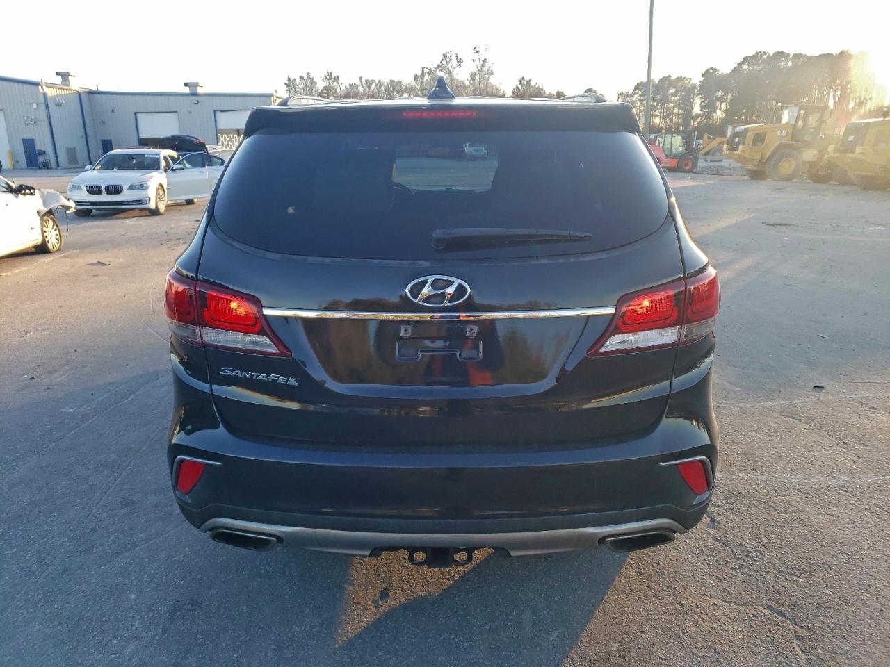 2018 Hyundai Santa Fe Se VIN: KM8SN4HF9JU267041 Lot: 96843605