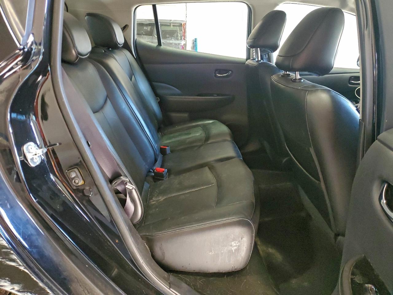 2015 Nissan Leaf S VIN: 1N4AZ0CP4FC333074 Lot: 95296585