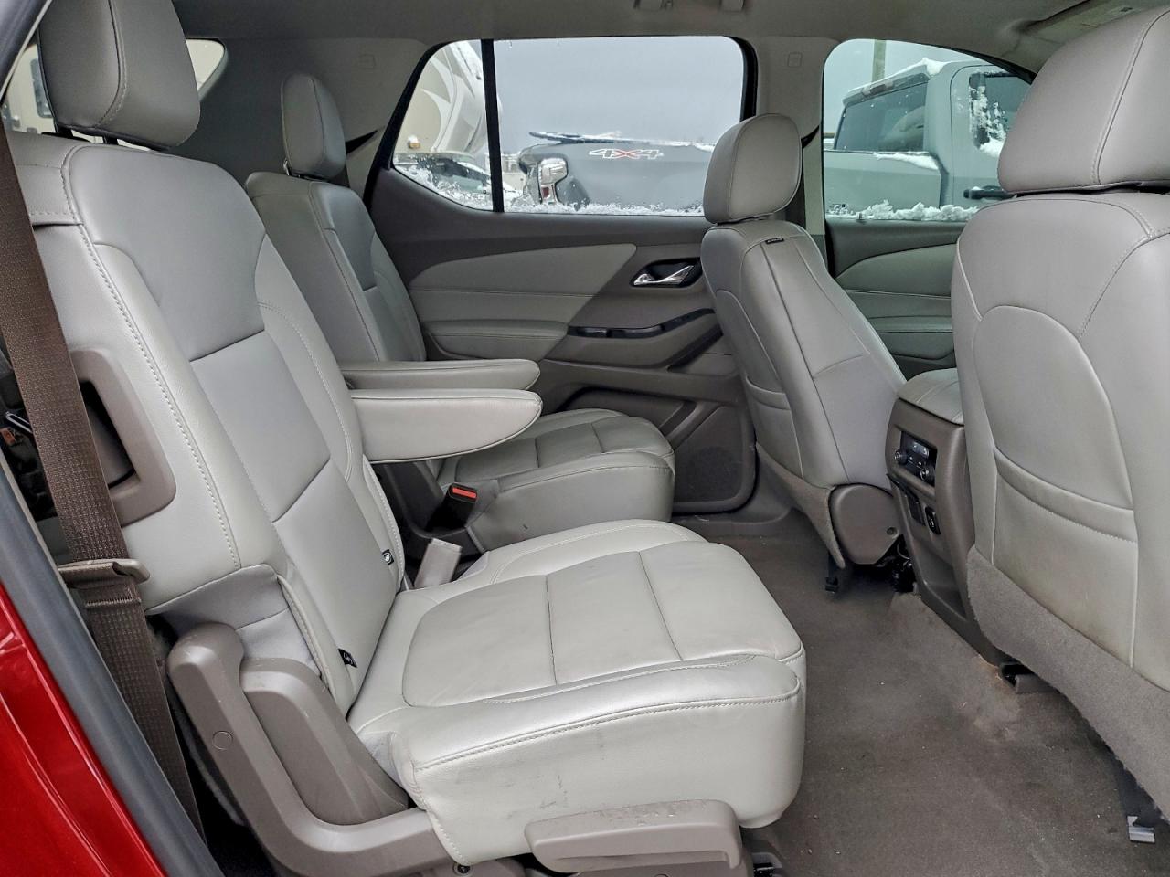 2018 Chevrolet Traverse Lt VIN: 1GNERHKW9JJ129594 Lot: 94879875