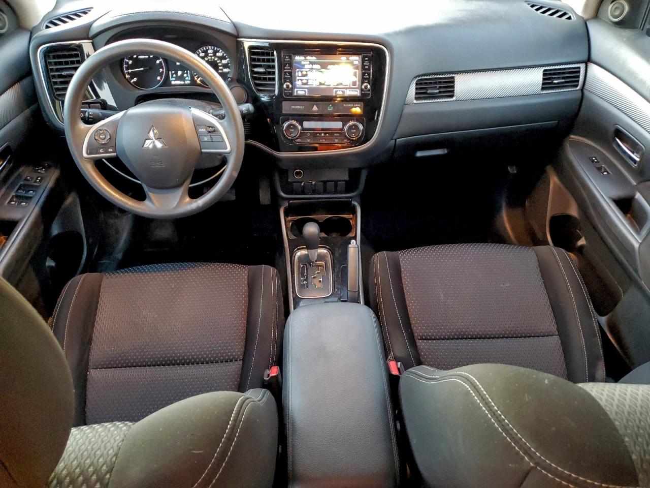 2018 Mitsubishi Outlander Se VIN: JA4AZ3A34JZ053067 Lot: 95083485