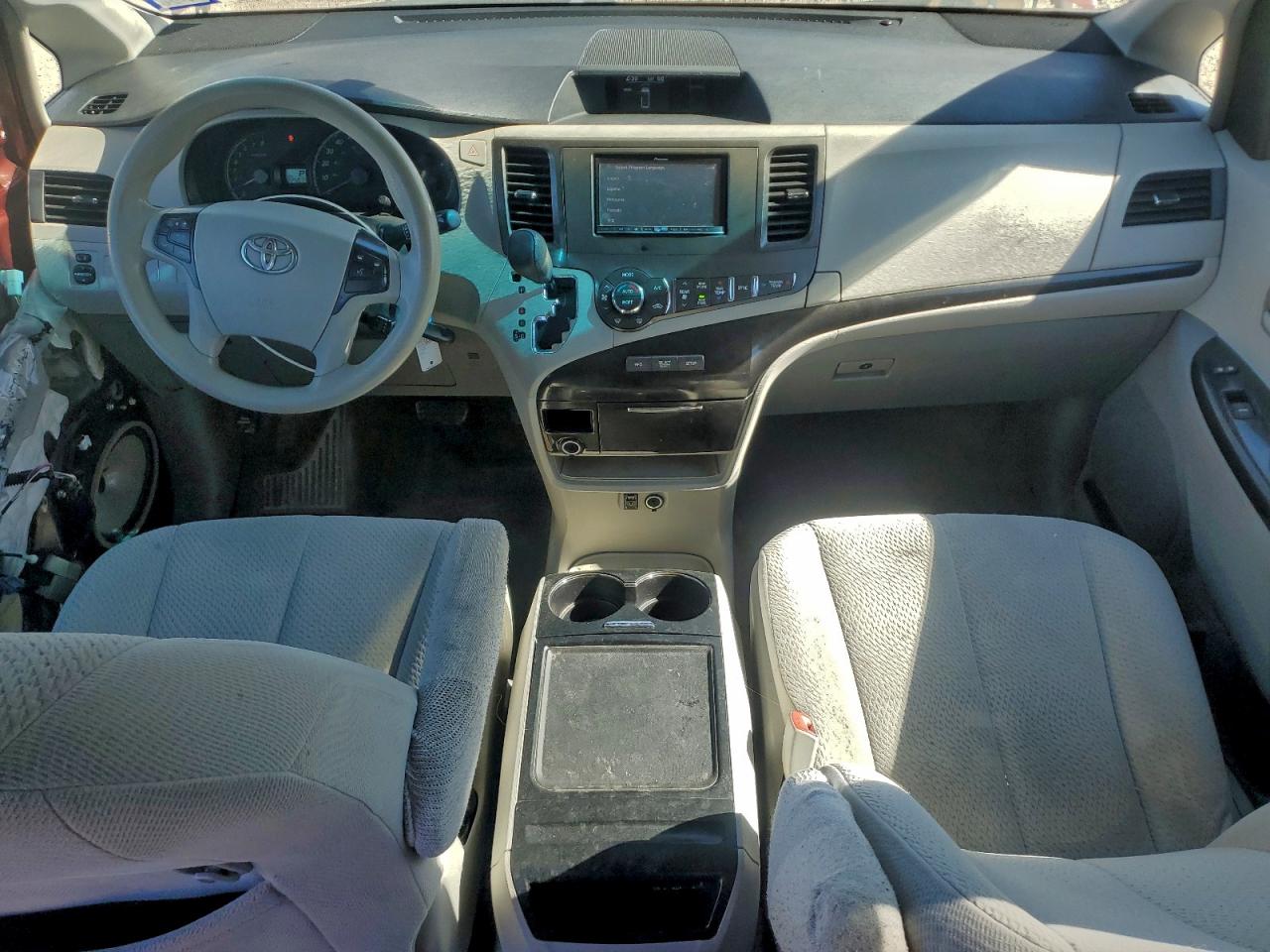 2014 Toyota Sienna Le VIN: 5TDKK3DC6ES486567 Lot: 96512375