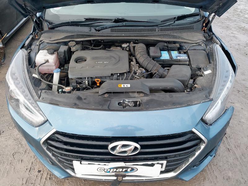 2015 HYUNDAI I40 1.7 CRDI BLUE DRIVE SE NAV BUSINESS 5DR