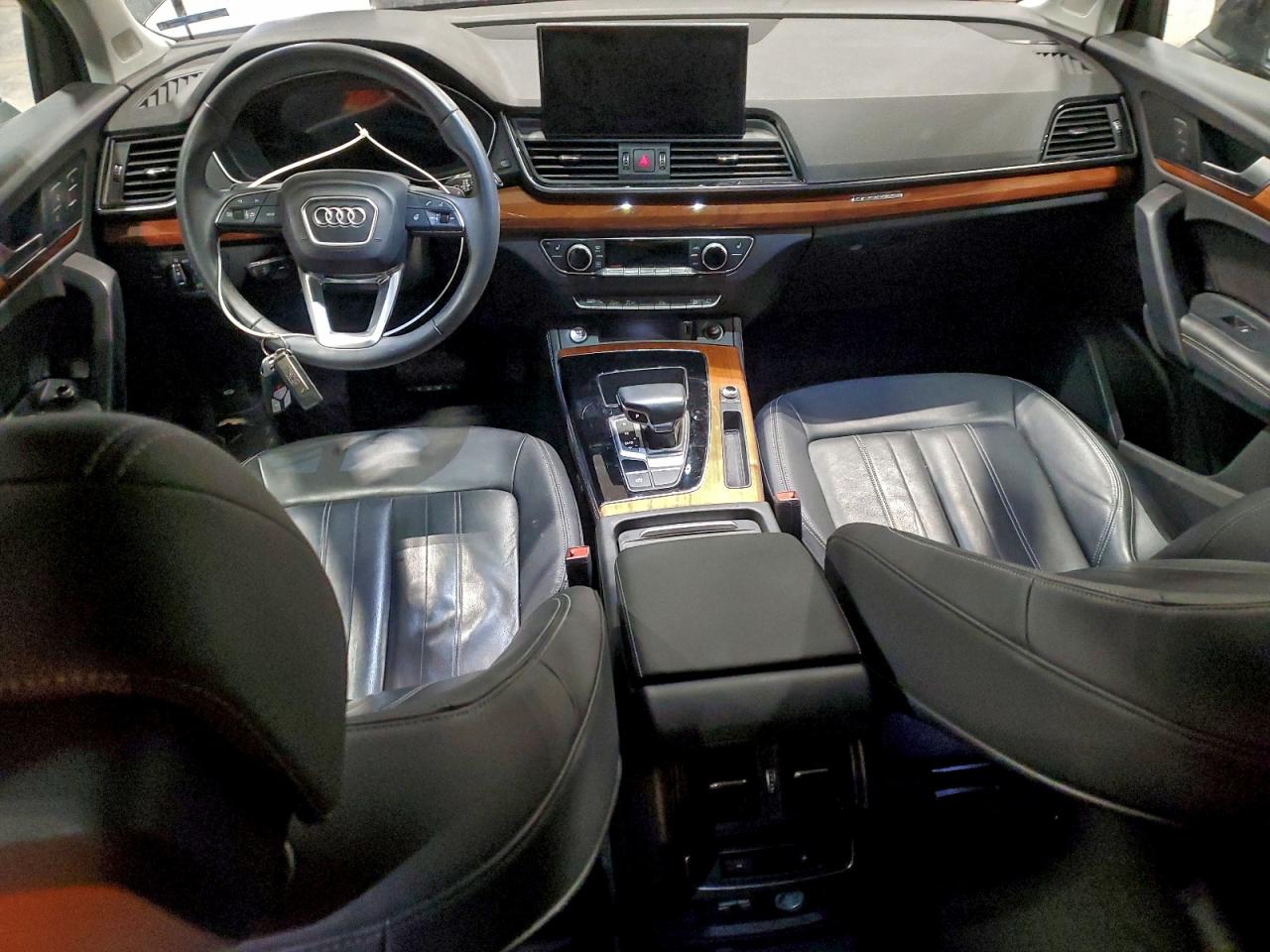 2021 Audi Q5 Premium Plus VIN: WA1BAAFY0M2098945 Lot: 92724545