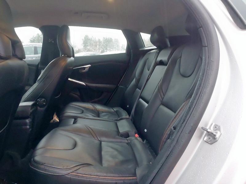 2017 VOLVO V40 T3 [152] CROSS COUNTRY PRO 5DR GEARTRONIC