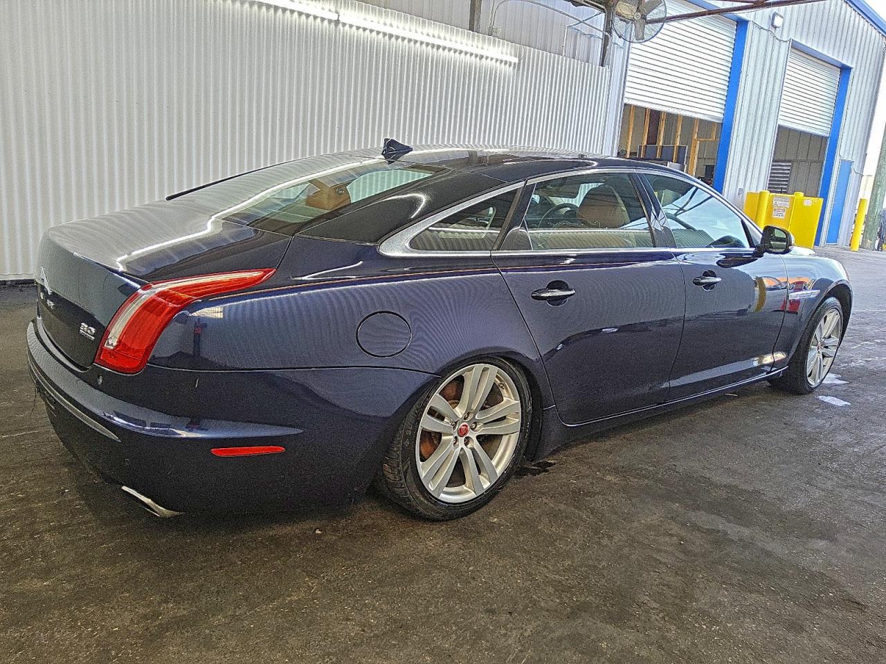 2014 Jaguar Xjl Portfolio VIN: SAJWJ2GD2E8V59992 Lot: 95669365