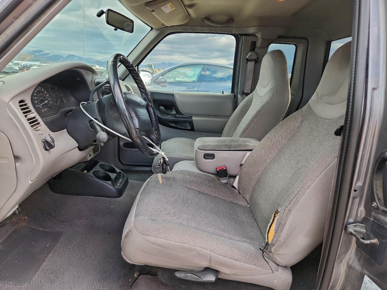 2000 Ford Ranger Super Cab VIN: 1FTYR14V8YPB78584 Lot: 97668205