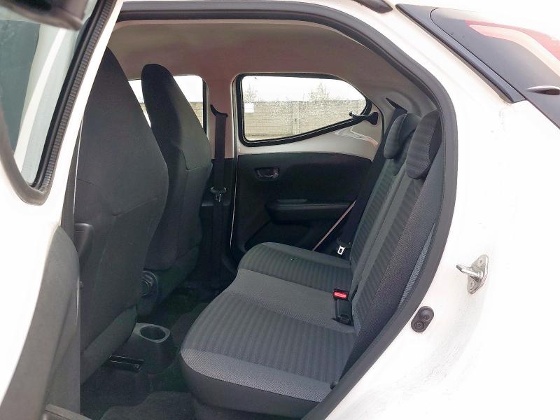 2019 TOYOTA AYGO 1.0 VVT-I X-PLAY 5DR X-SHIFT