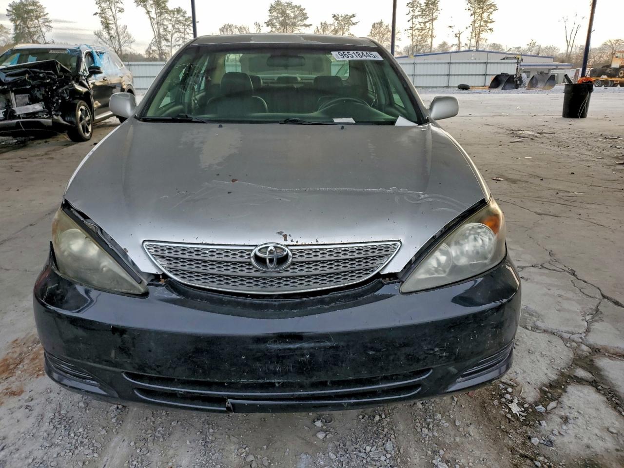 2004 Toyota Camry Le VIN: 4T1BE32K44U812986 Lot: 96518445