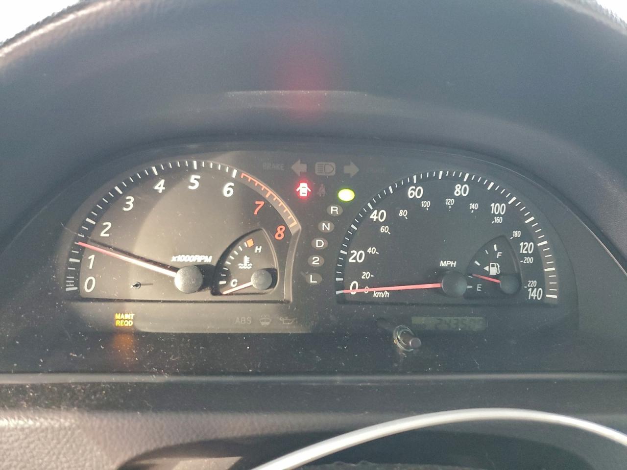 2004 Toyota Camry Le VIN: 4T1BE32K44U812986 Lot: 96518445