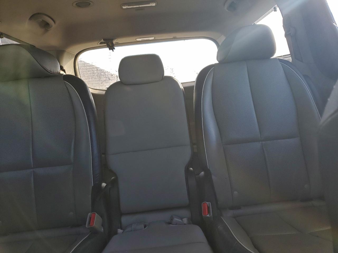 2016 Kia Sedona Ex VIN: KNDMC5C17G6145893 Lot: 95911085