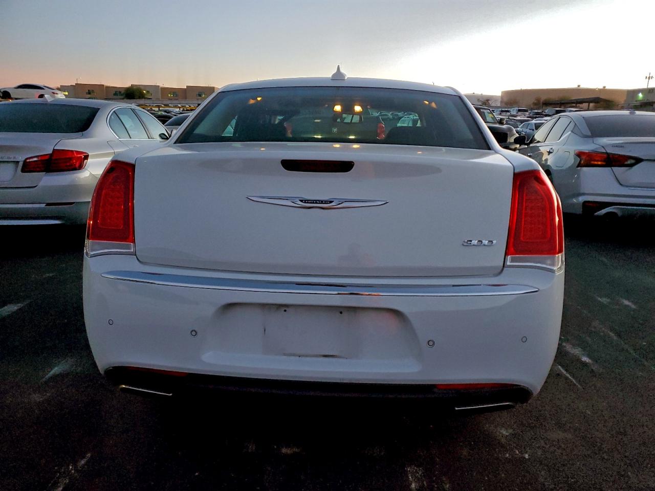2019 Chrysler 300 Touring VIN: 2C3CCAAG2KH548042 Lot: 94984435