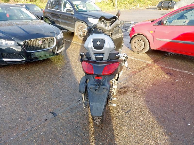 2011 YAMAHA YP250R X-MAX 