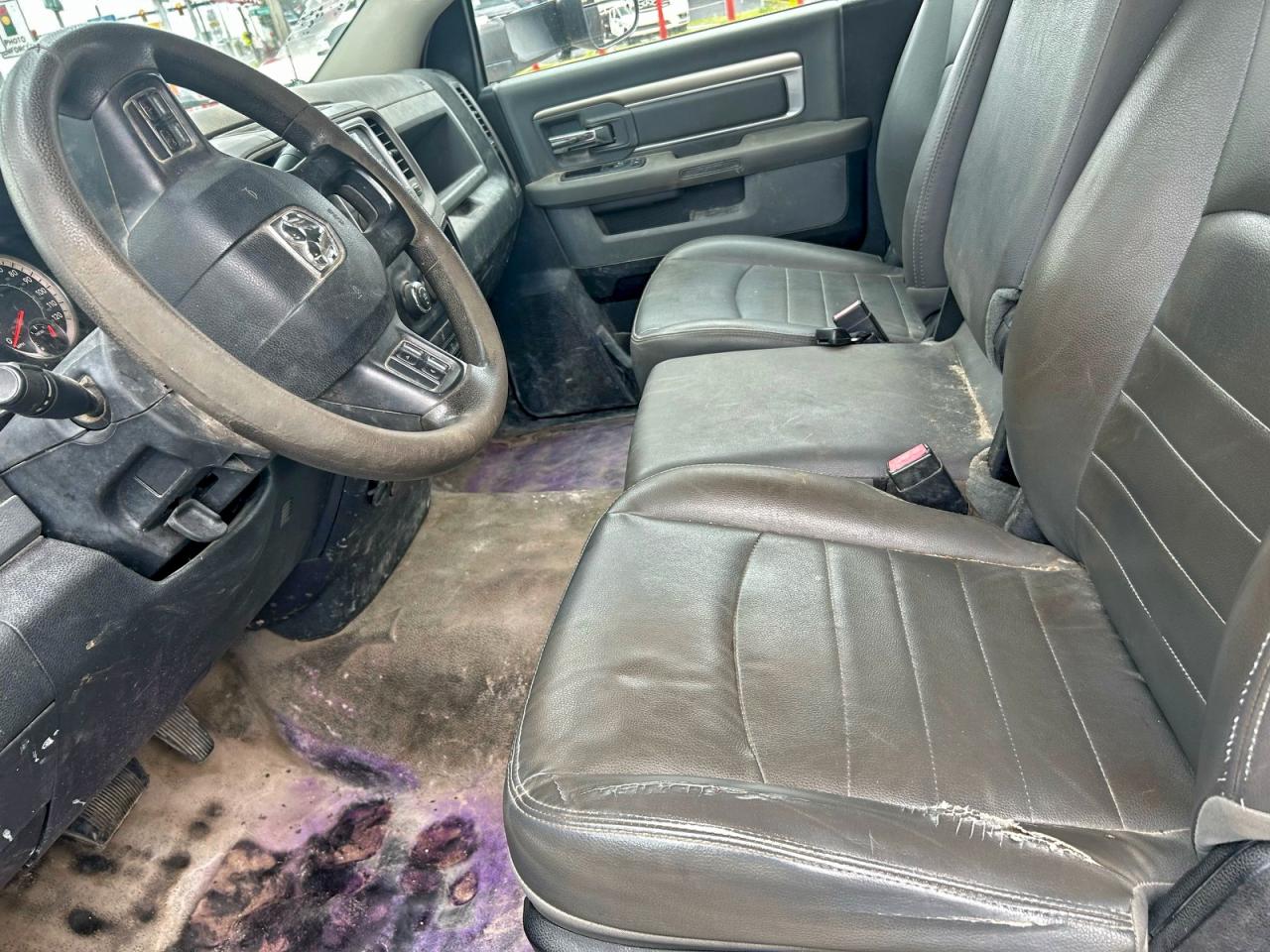 Фото: 3C7WRSBL1GG290955