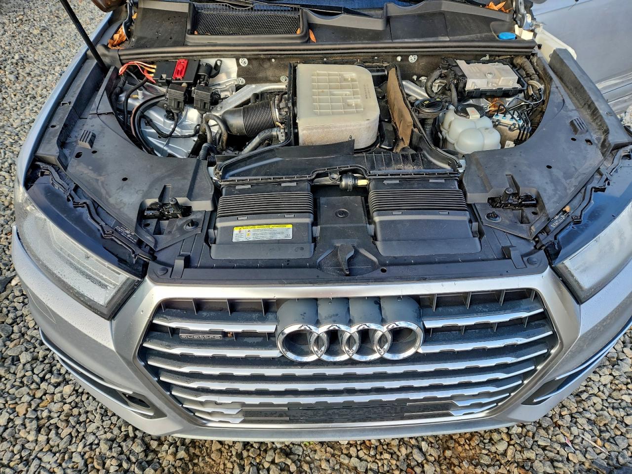 2017 Audi Q7 Premium Plus VIN: WA1LAAF74HD039631 Lot: 95157295
