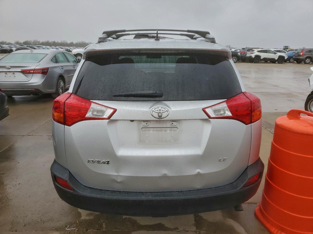 2015 Toyota Rav4 Le VIN: 2T3ZFREV3FW178049 Lot: 94333655