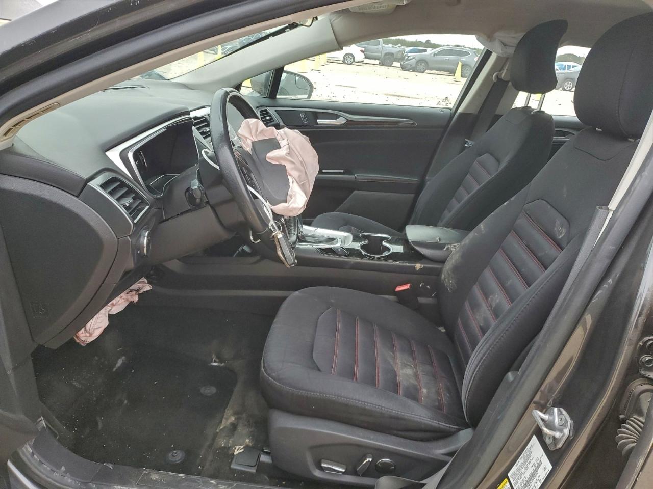 2016 Ford Fusion Se Hybrid VIN: 3FA6P0LU0GR385063 Lot: 94727995