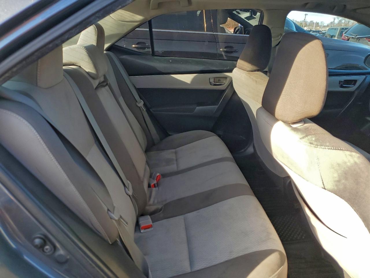 2018 Toyota Corolla L VIN: 2T1BURHE3JC036497 Lot: 95823885