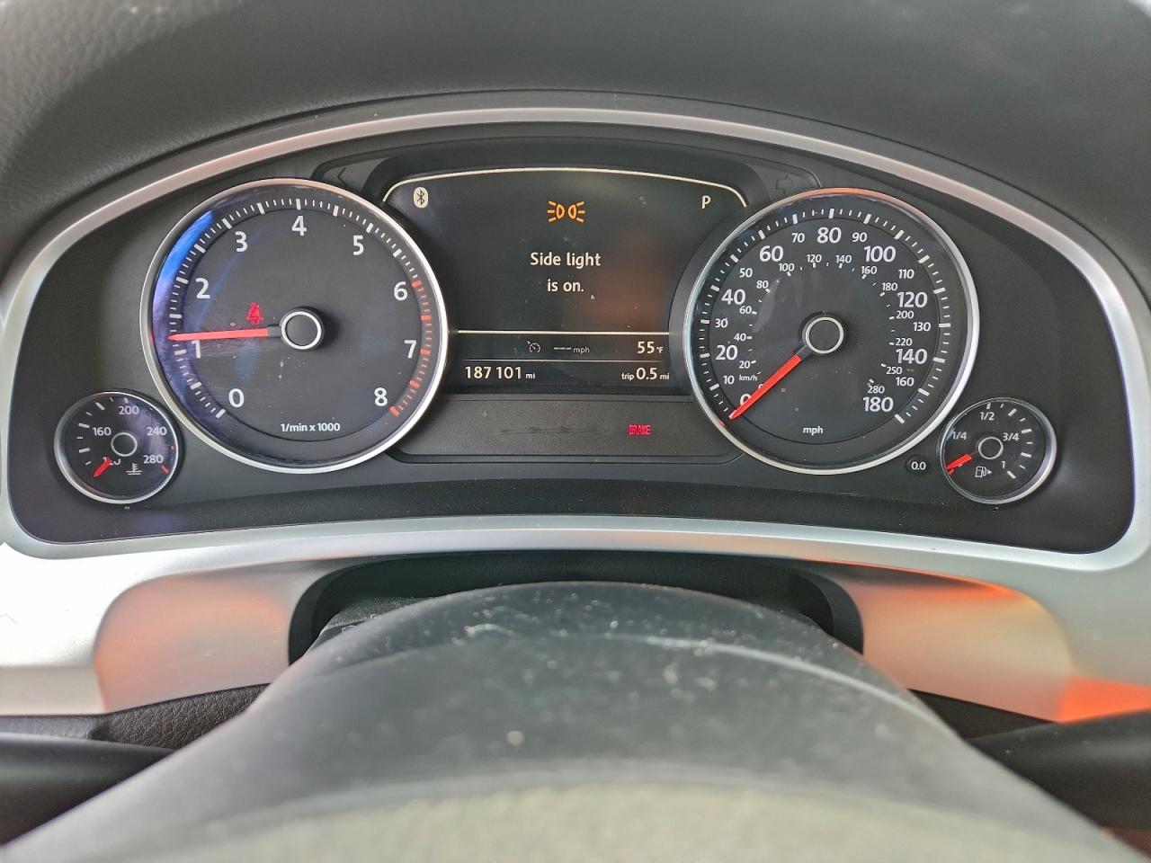 2016 Volkswagen Touareg Sport VIN: WVGEF9BP5GD001243 Lot: 95510635