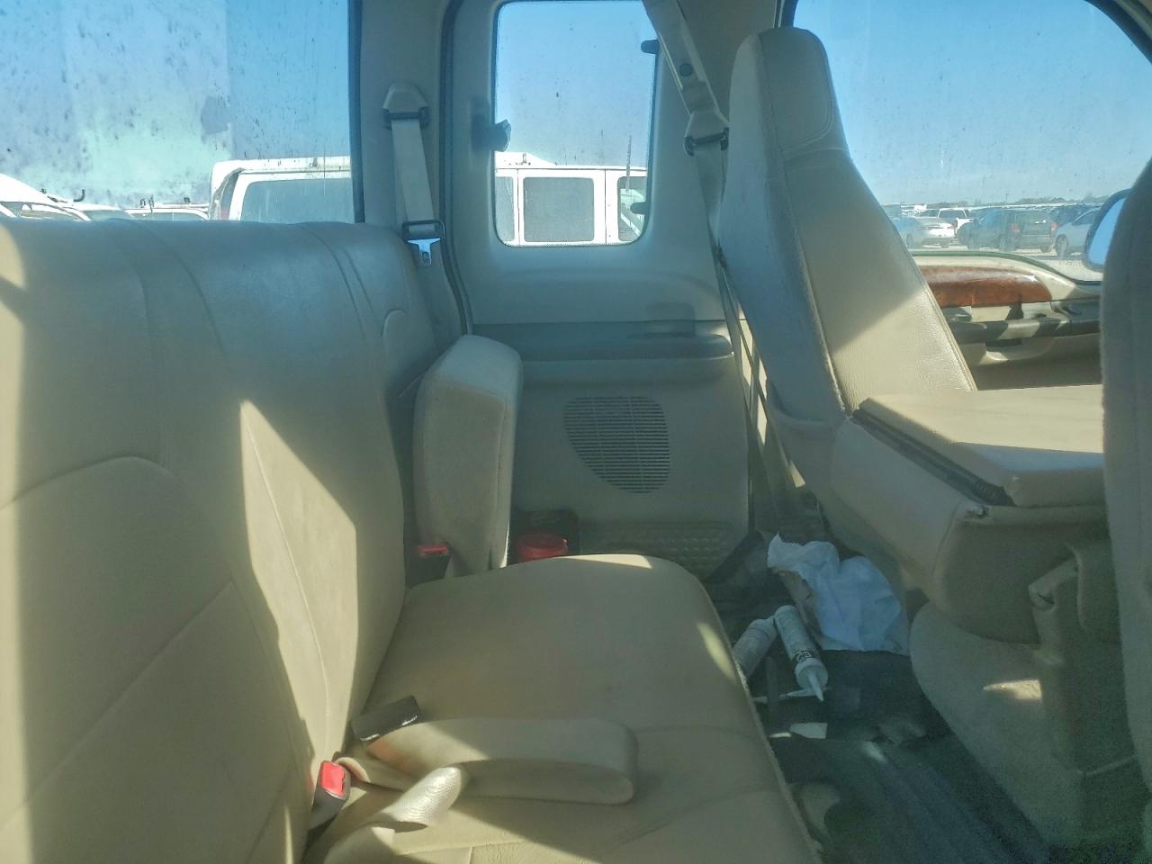 2000 Ford F250 Super Duty VIN: 1FDNX21S8YED35031 Lot: 96023295