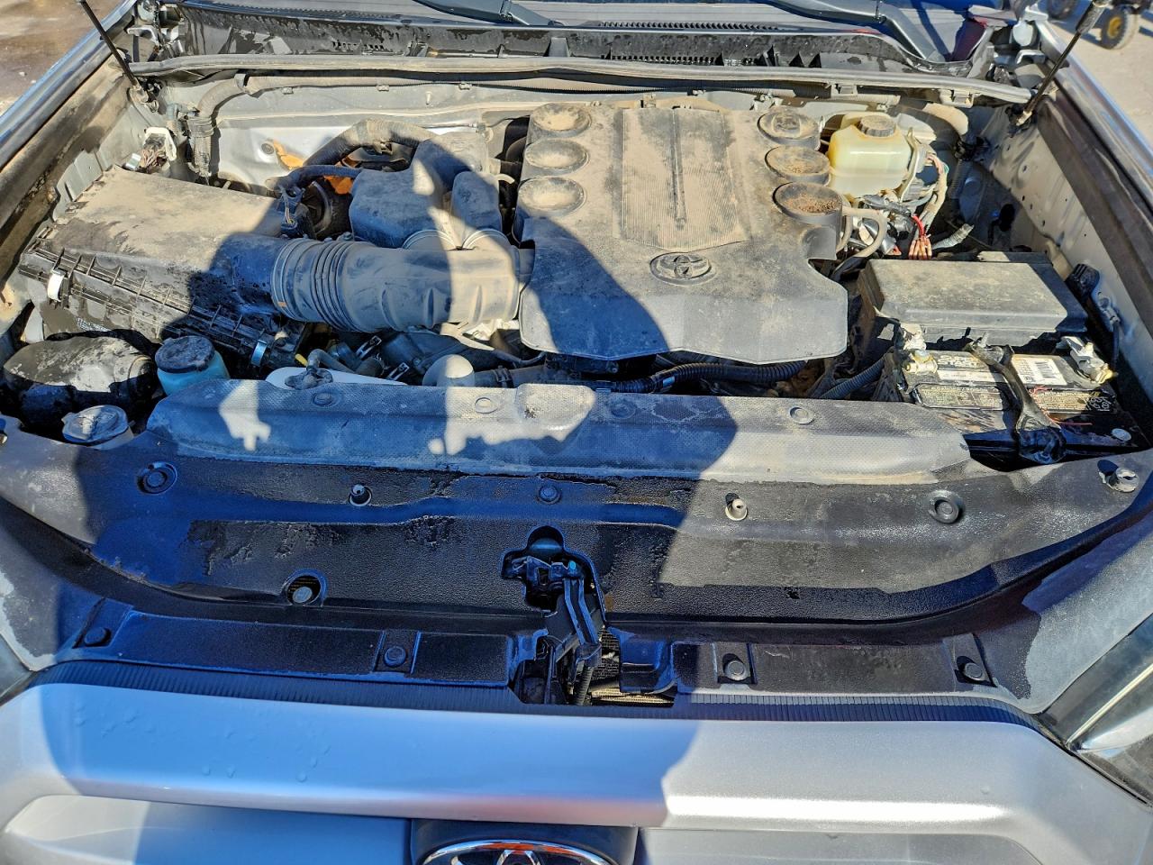 2016 Toyota 4Runner Sr5/Sr5 Premium VIN: JTEBU5JR9G5318523 Lot: 94698955