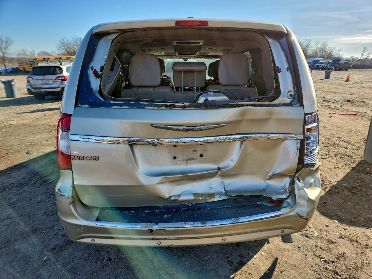 2011 Chrysler Town & Country Touring L VIN: 2A4RR8DG8BR614770 Lot: 95871545