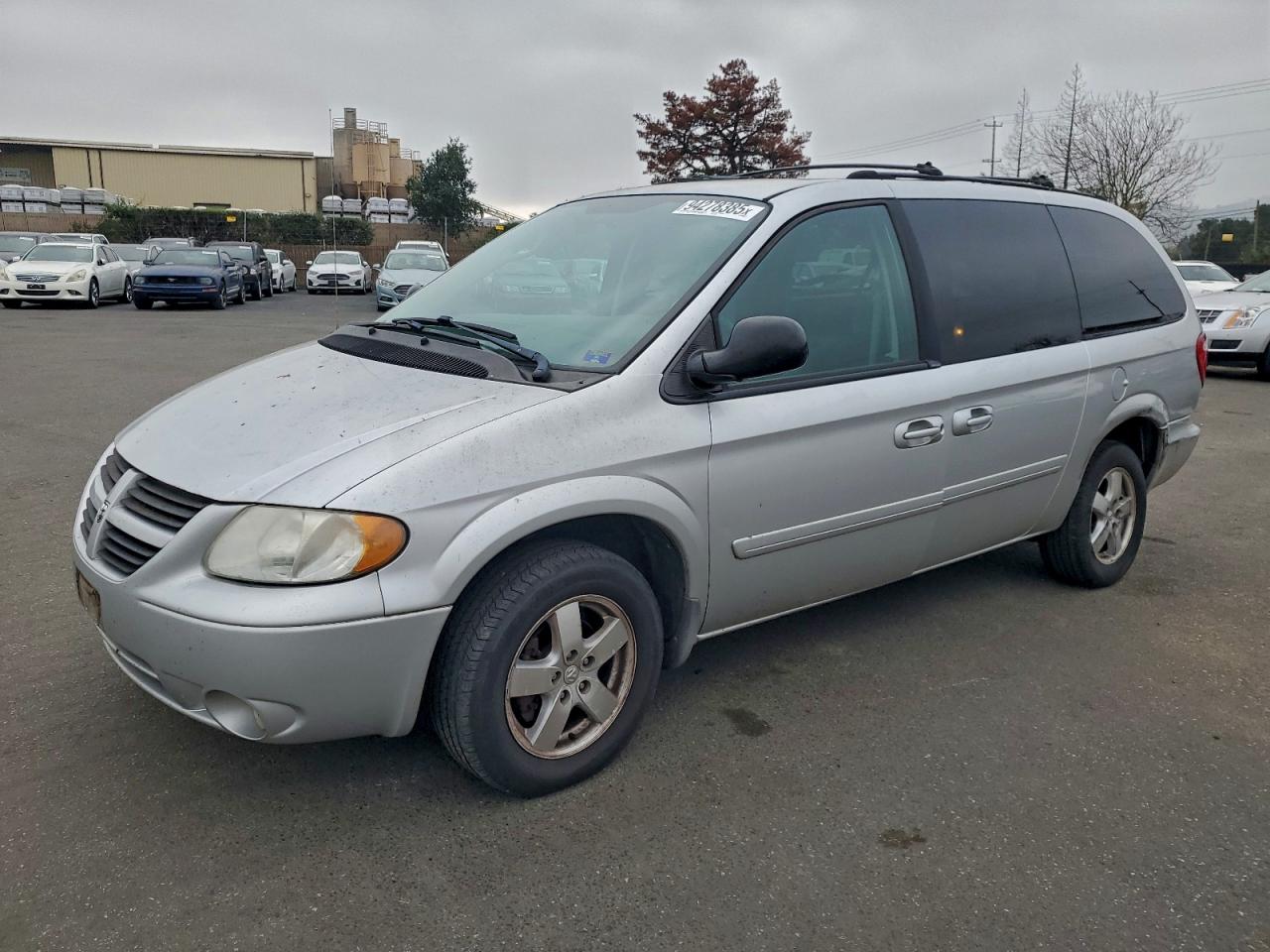 2005 Dodge Grand Caravan Sxt