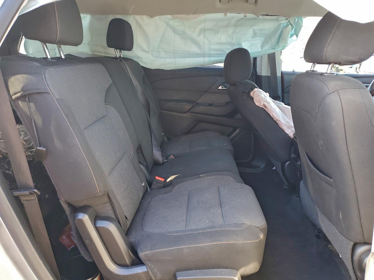 2019 Chevrolet Traverse Ls VIN: 1GNERFKW1KJ236564 Lot: 97572435