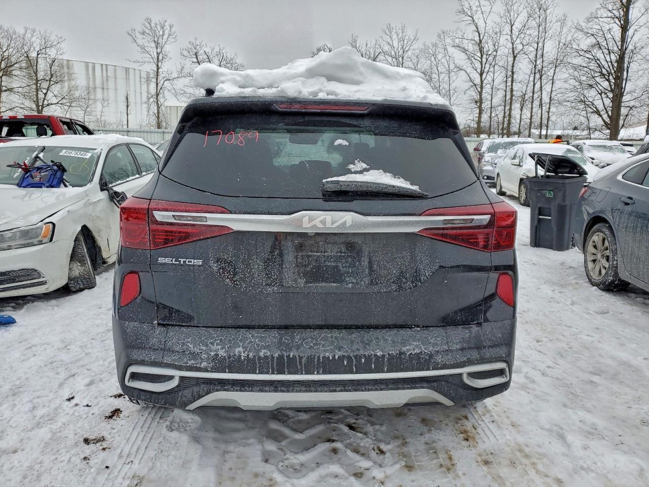 2023 Kia Seltos Sx VIN: KNDETCA23P7420206 Lot: 95760745