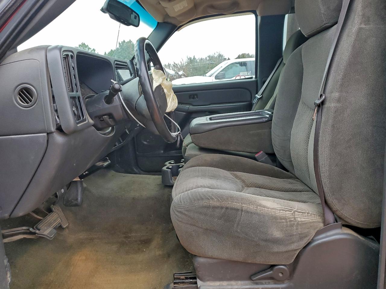 2004 Chevrolet Silverado K1500 VIN: 2GCEK19T241342692 Lot: 95471485