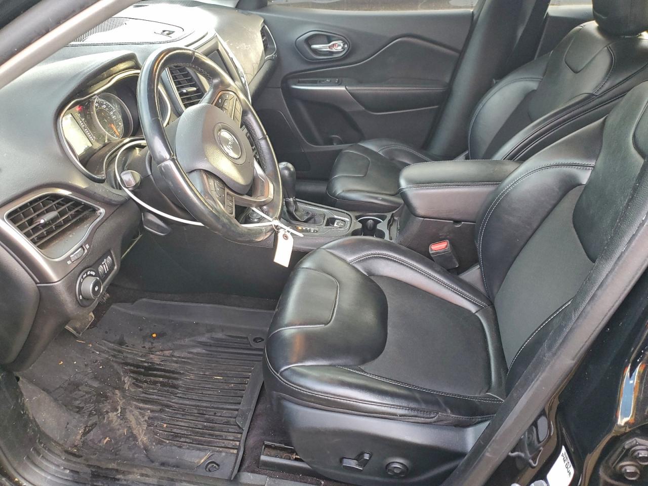 2019 Jeep Cherokee Latitude Plus VIN: 1C4PJMLB7KD181304 Lot: 95689605