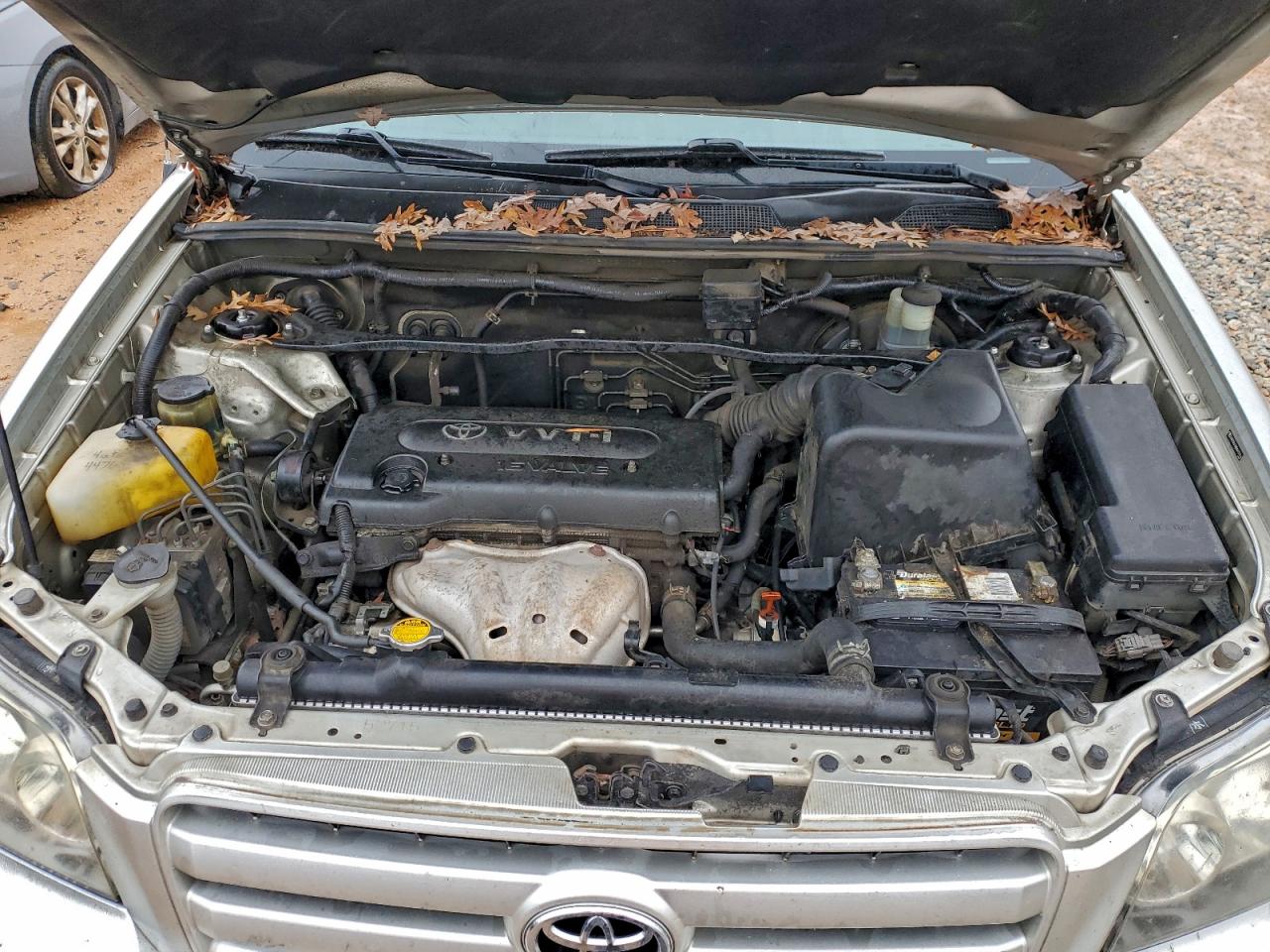 2005 Toyota Highlander VIN: JTEGD21A050107056 Lot: 94817055