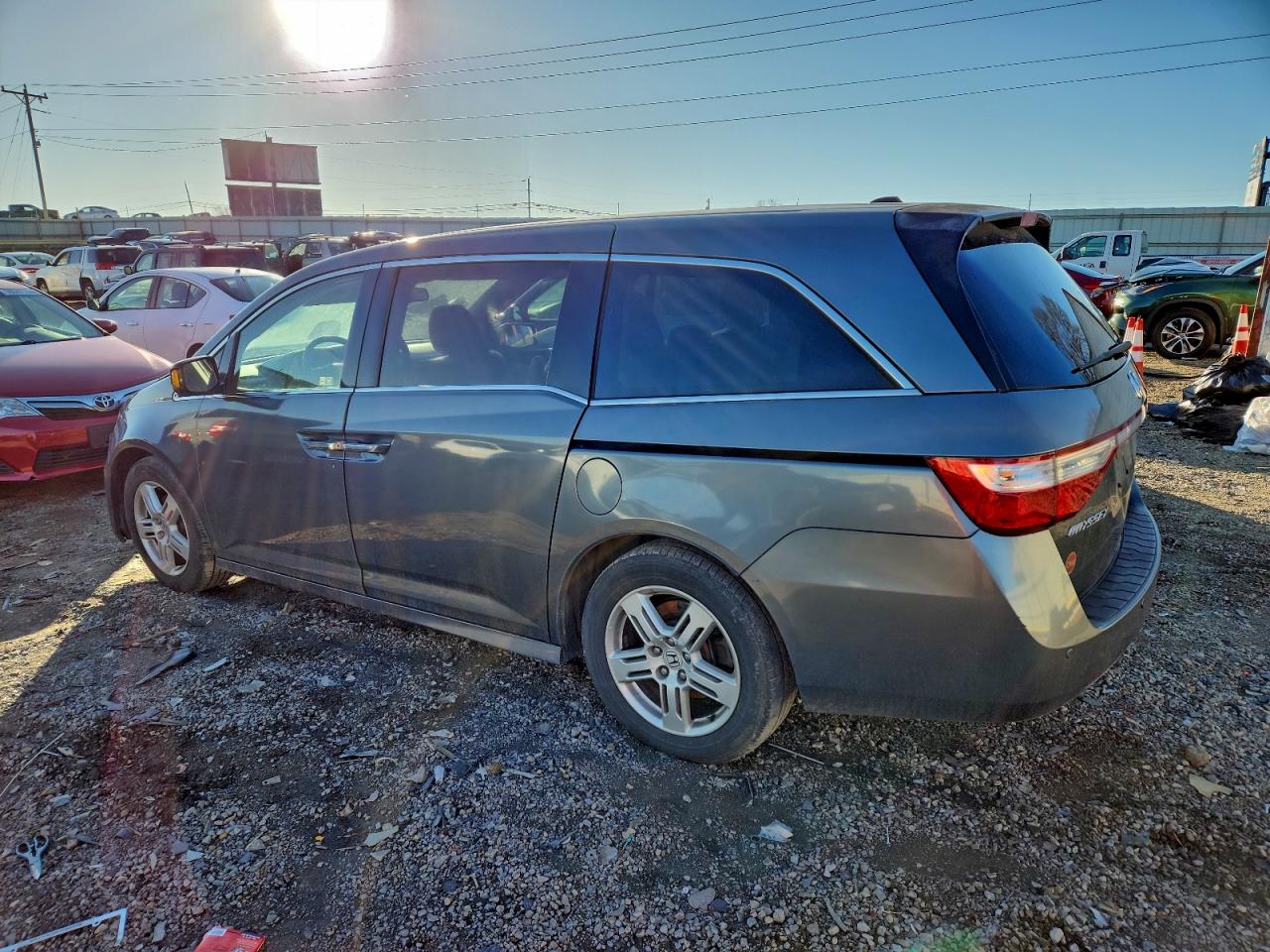 2011 Honda Odyssey Touring VIN: 5FNRL5H95BB061864 Lot: 96906155