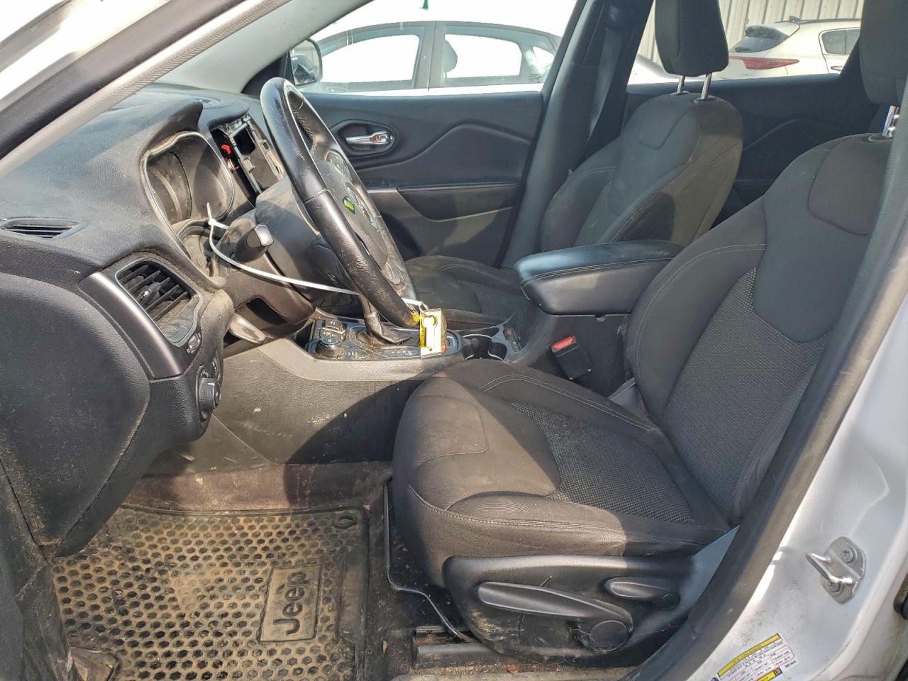 2019 Jeep Cherokee Latitude VIN: 1C4PJMCB7KD213345 Lot: 94846745